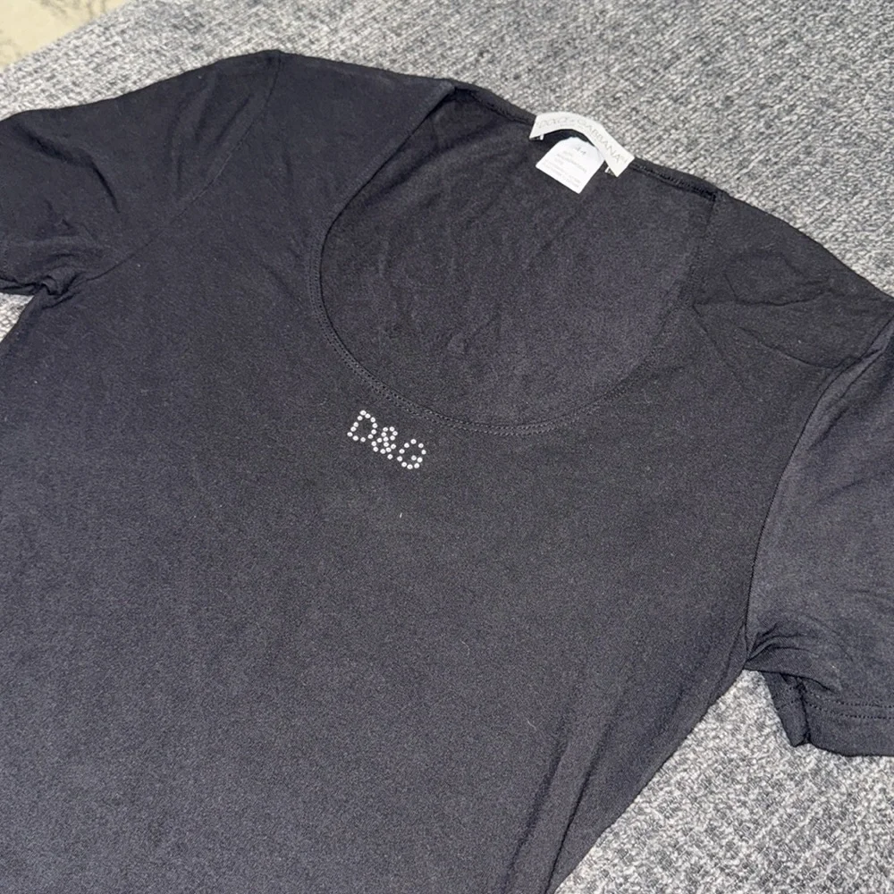 Dolce & Gabbana t shirt - Picture 1 of 3